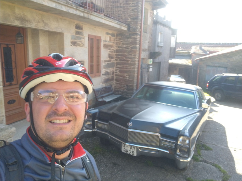 IMG 20210404 105027750 BURST000 COVER TOP